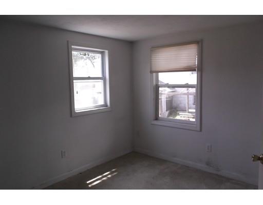 17 Evergreen St, Wareham, MA 02571 photo 8