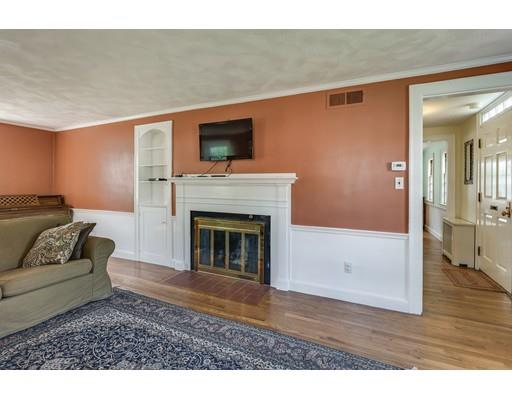 22 Beacon St, Beverly, MA 01915 photo 6