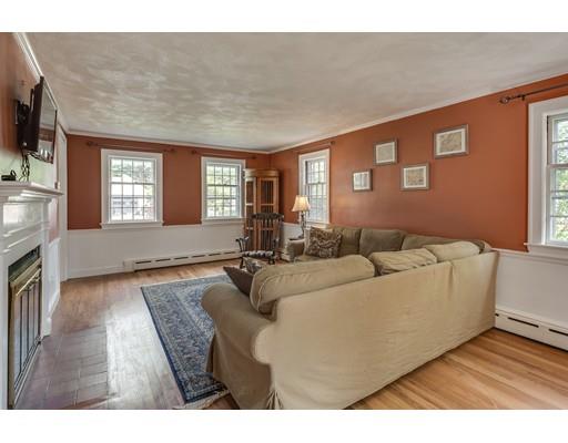 22 Beacon St, Beverly, MA 01915 photo 8