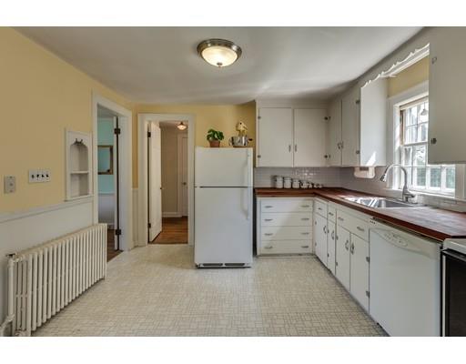 22 Beacon St, Beverly, MA 01915 photo 12