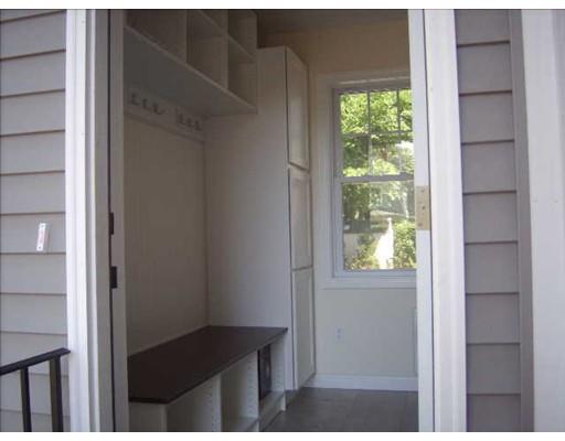 90 Spring St, Stoneham, MA 02180 photo 4