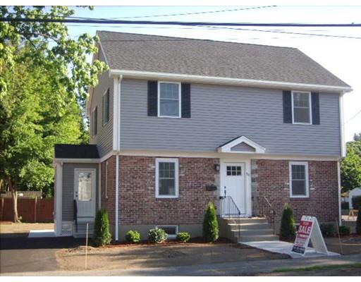90 Spring St, Stoneham, MA 02180 photo 2