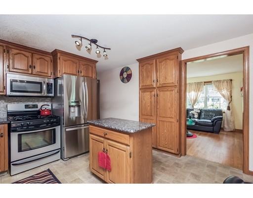 100 Flint St, Springfield, MA 01129 photo 8