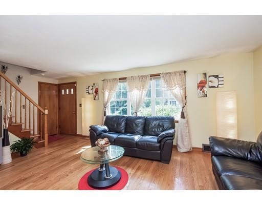 100 Flint St, Springfield, MA 01129 photo 9