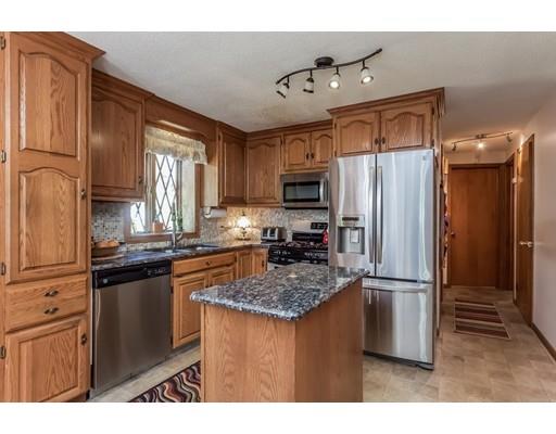 100 Flint St, Springfield, MA 01129 photo 6