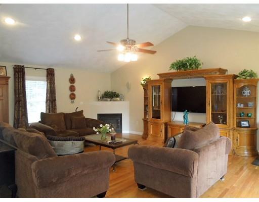 2 Durso Ave, Methuen, MA 01844 photo 8