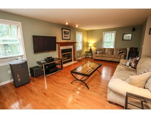 123 Fordway Ext, Derry, NH 03038 photo 9