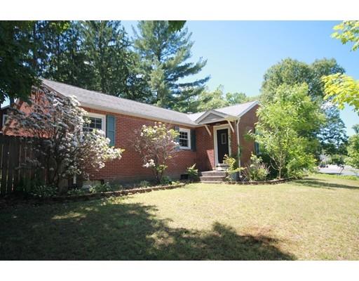 479 Plumtree Rd, Springfield, MA 01118 photo 2