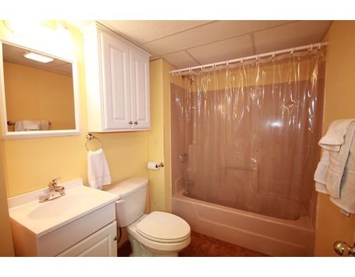 479 Plumtree Rd, Springfield, MA 01118 photo 14