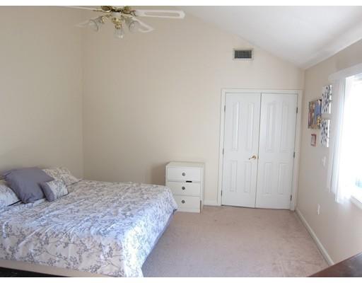 16 Carnation Cir #B, Reading, MA 01867 photo 11
