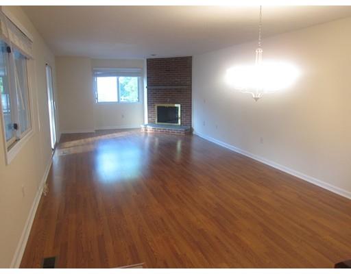 16 Carnation Cir #B, Reading, MA 01867 photo 4