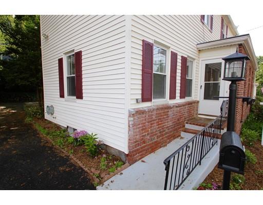 8 Elliott St, Reading, MA 01867 photo 2