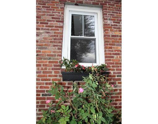 8 Elliott St, Reading, MA 01867 photo 5