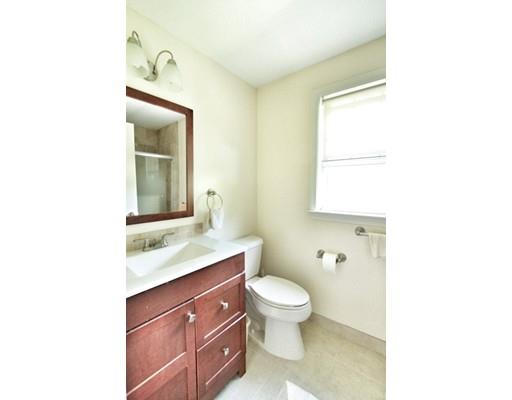 23 Willowbrook Dr, Framingham, MA 01702 photo 13