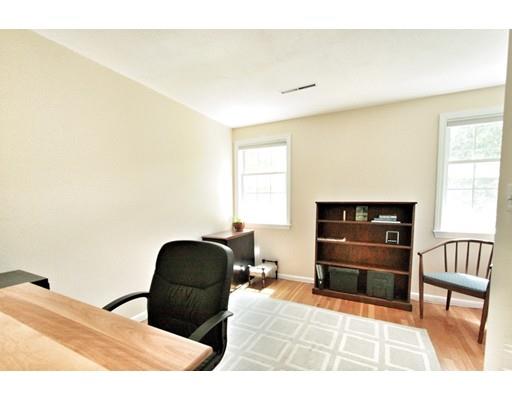 23 Willowbrook Dr, Framingham, MA 01702 photo 14