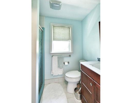23 Willowbrook Dr, Framingham, MA 01702 photo 9