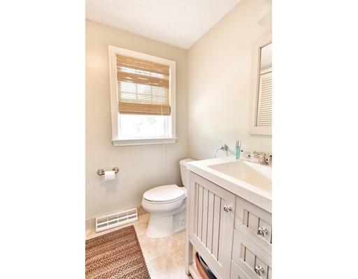 23 Willowbrook Dr, Framingham, MA 01702 photo 6