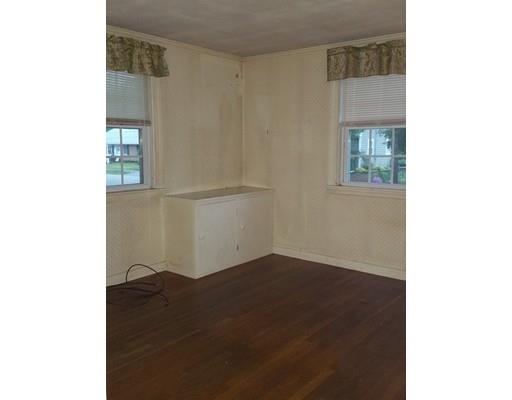 8 Douglas Ave, Beverly, MA 01915 photo 8