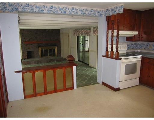 7 Tipert St, Danvers, MA 01923 photo 12