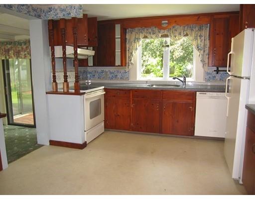 7 Tipert St, Danvers, MA 01923 photo 11