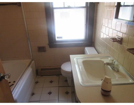 57 Exeter St, Lawrence, MA 01843 photo 6