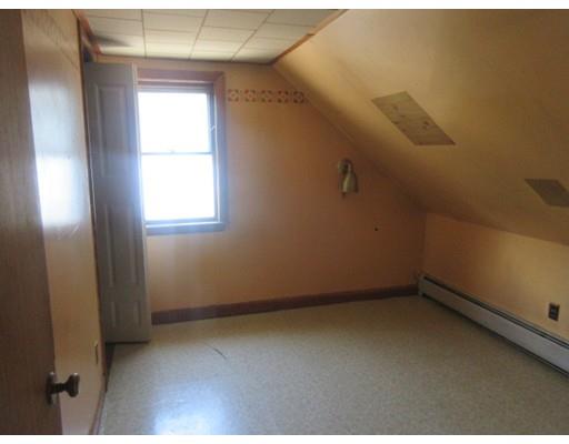 57 Exeter St, Lawrence, MA 01843 photo 11