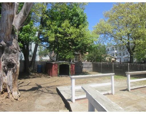 57 Exeter St, Lawrence, MA 01843 photo 2