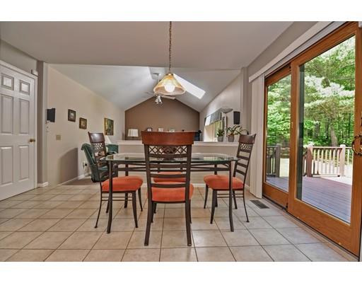 15 Reeve Rd, Sharon, MA 02067 photo 9