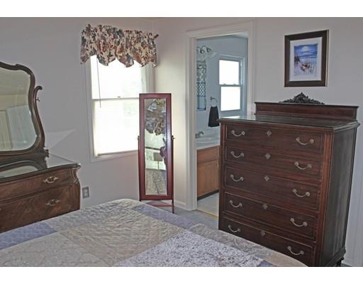 15 Ledgecrest Dr, Worcester, MA 01603 photo 17
