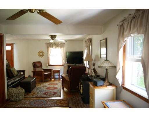 19 Clearview Ave, Gloucester, MA 01930 photo 7