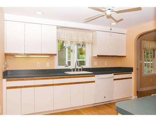 107 Riverside Dr, Dedham, MA 02026 photo 8
