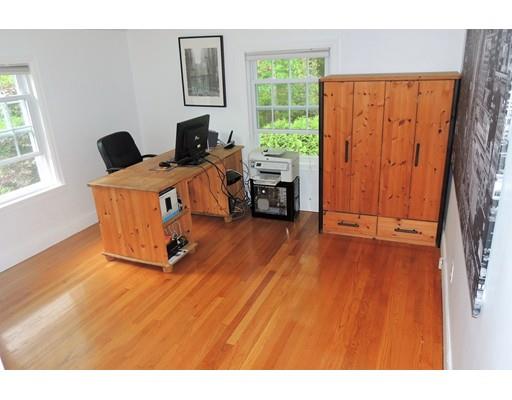 820 Dickinson St, Springfield, MA 01108 photo 12