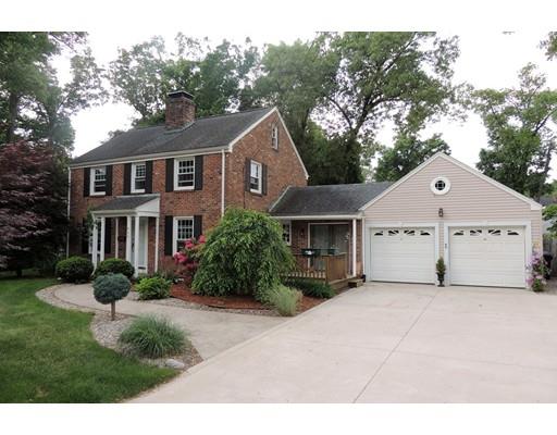 820 Dickinson St, Springfield, MA 01108 photo 1