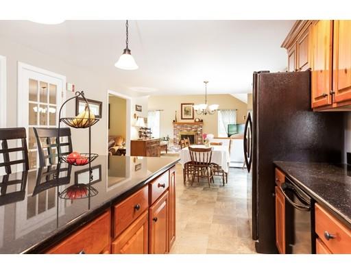 2 Celestial Way, Pepperell, MA 01463 photo 9