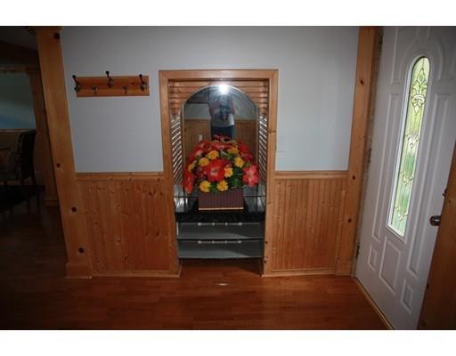 225 Murphy Ln, Chicopee, MA 01020 photo 18