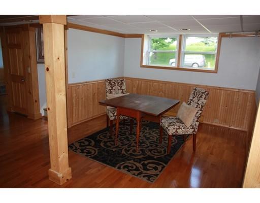 225 Murphy Ln, Chicopee, MA 01020 photo 20