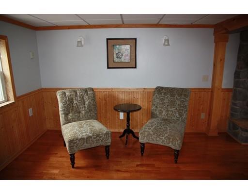 225 Murphy Ln, Chicopee, MA 01020 photo 12