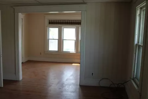 252-254 Orange St, Springfield, MA 01108 photo 6