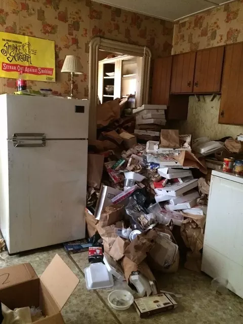 252-254 Orange St, Springfield, MA 01108 photo 4