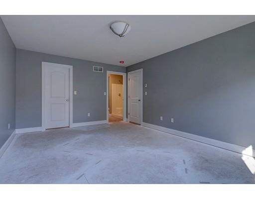 960 Hildreth St, Dracut, MA 01826 photo 23