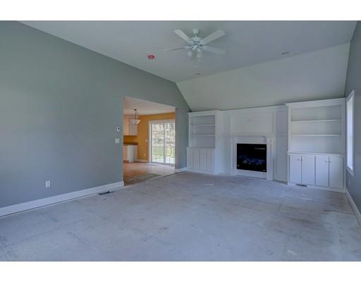 960 Hildreth St, Dracut, MA 01826 photo 15