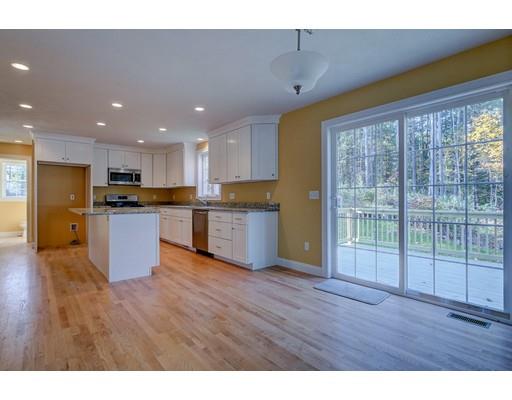 960 Hildreth St, Dracut, MA 01826 photo 12