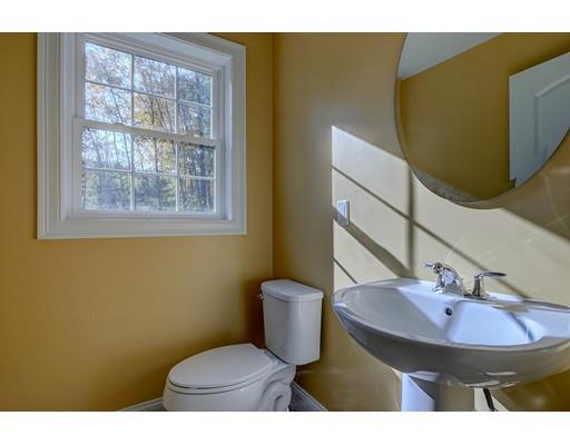 960 Hildreth St, Dracut, MA 01826 photo 27