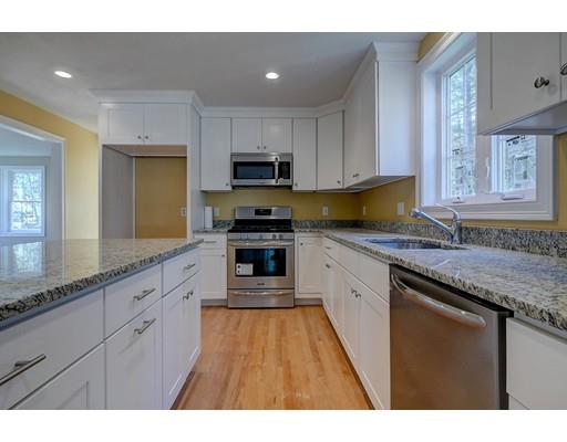 960 Hildreth St, Dracut, MA 01826 photo 8