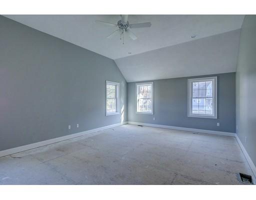 960 Hildreth St, Dracut, MA 01826 photo 17