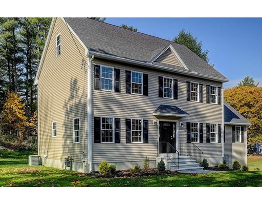 960 Hildreth St, Dracut, MA 01826 photo 2