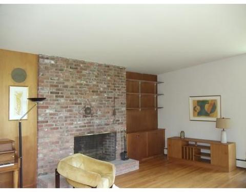 20 Colburn St, Gloucester, MA 01930 photo 5