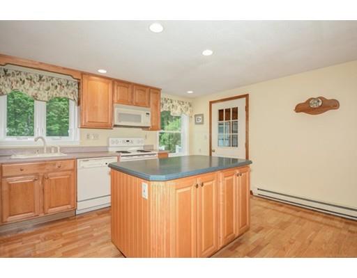 55 E Hill Rd, Brimfield, MA 01010 photo 8