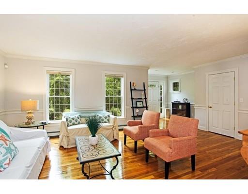 693 Great Neck Rd S, Mashpee, MA 02649 photo 6