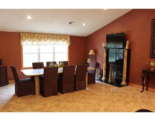 46 Progressive St, Worcester, MA 01604 photo 4